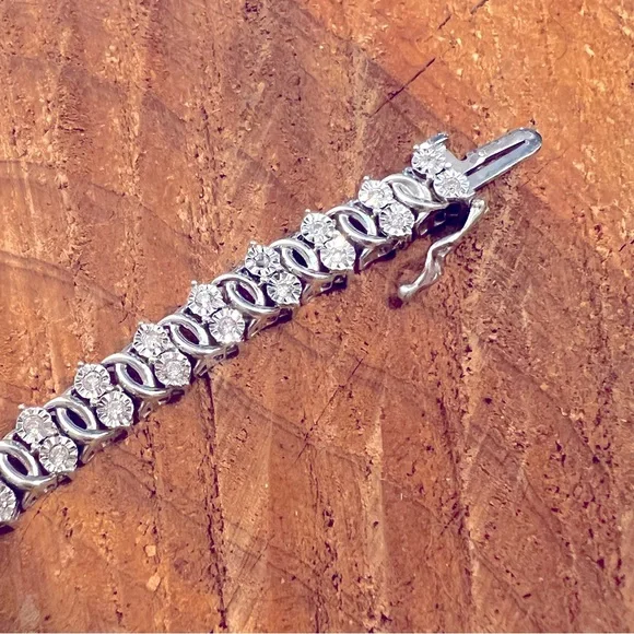 1.02CTW DIAMOND 💎 & Sterling Silver Tennis 🎾 Bracelet ✅GUARENTEED 💯AUTHENTIC - Picture 4 of 11